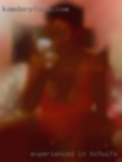Experienced near Virginia Beach in hotwife/ couple play.