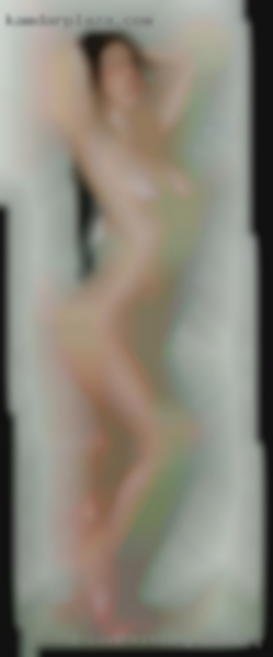 I love kissing and being looking for sex held.